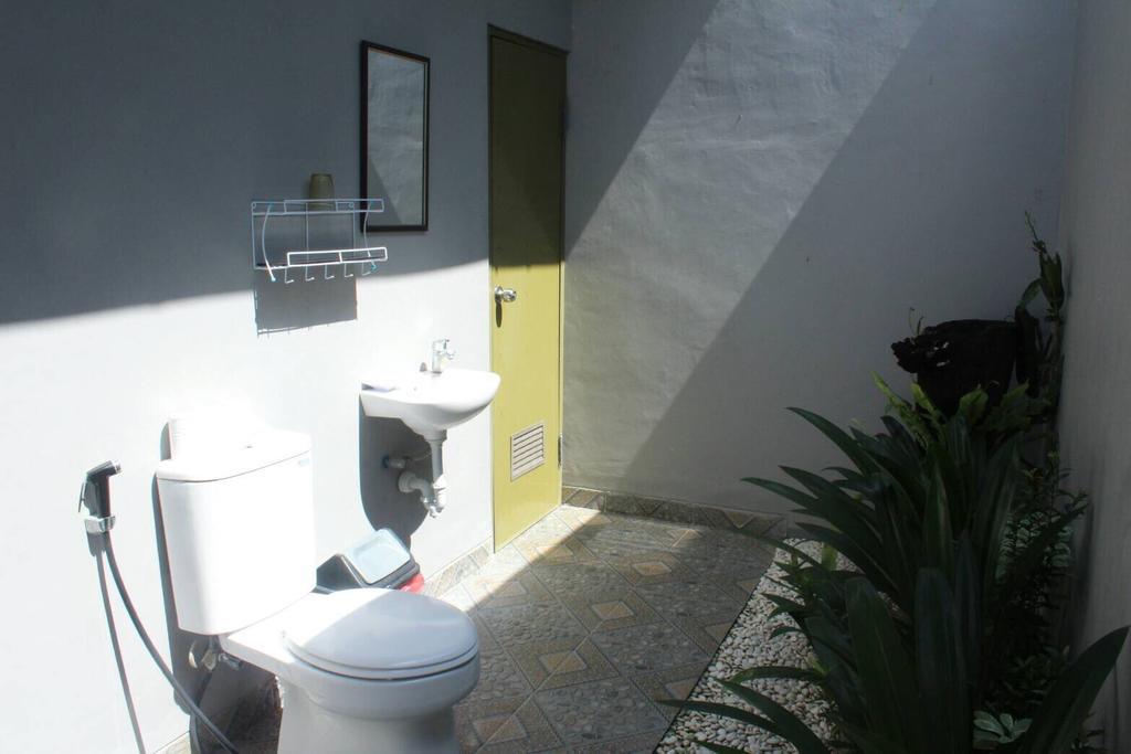 Purnama Guesthouse Canggu  Ngoại thất bức ảnh